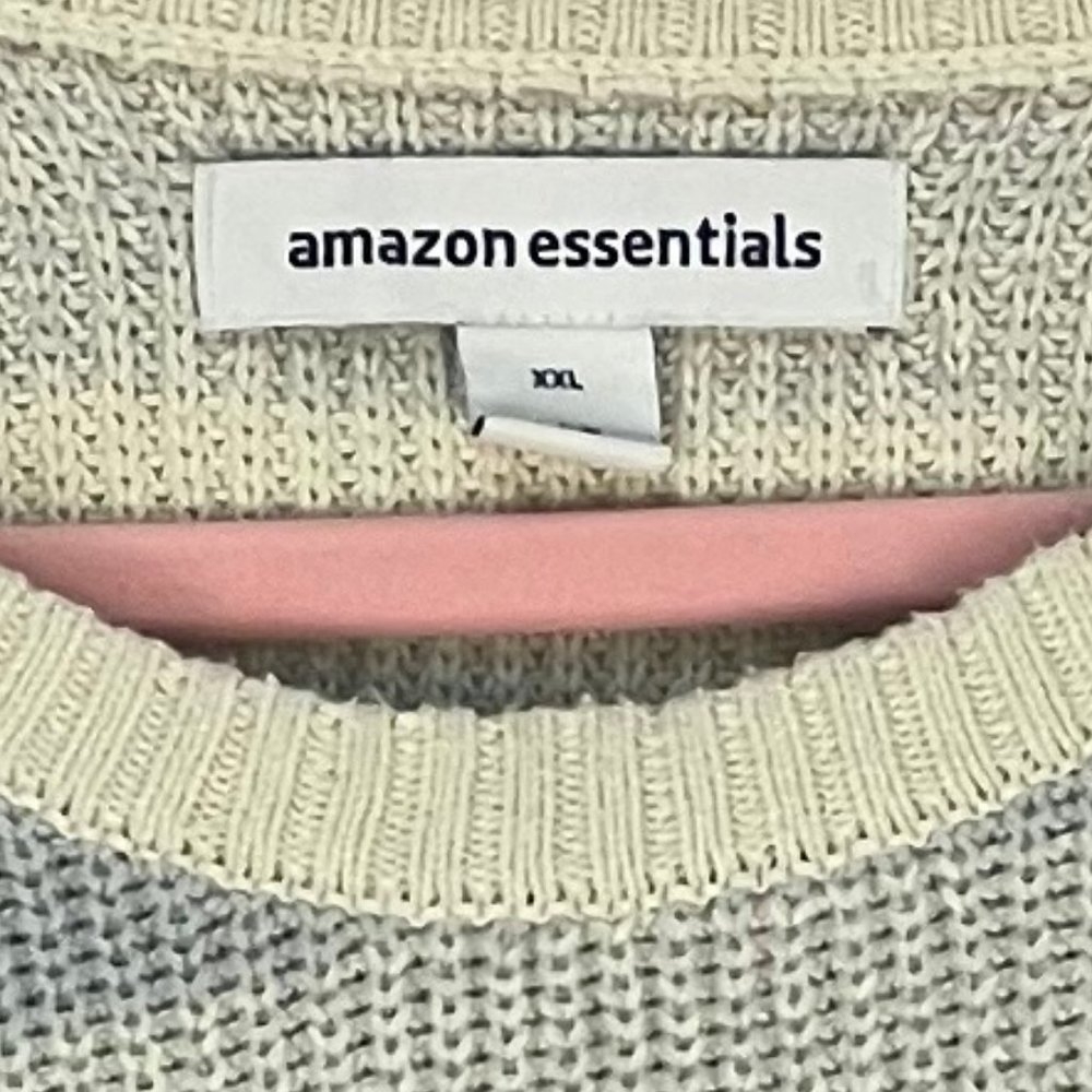 Amazon essentials sweater - Picture 3 of 5